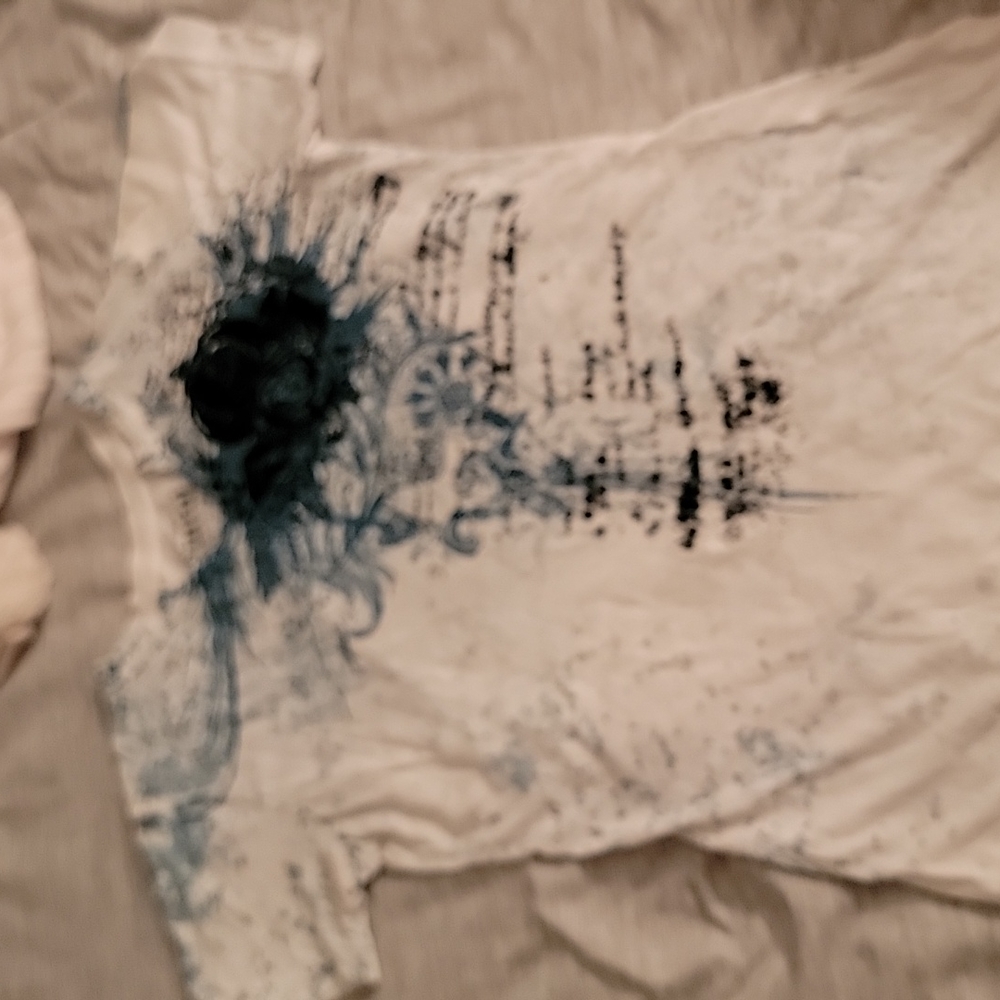Sinful tee